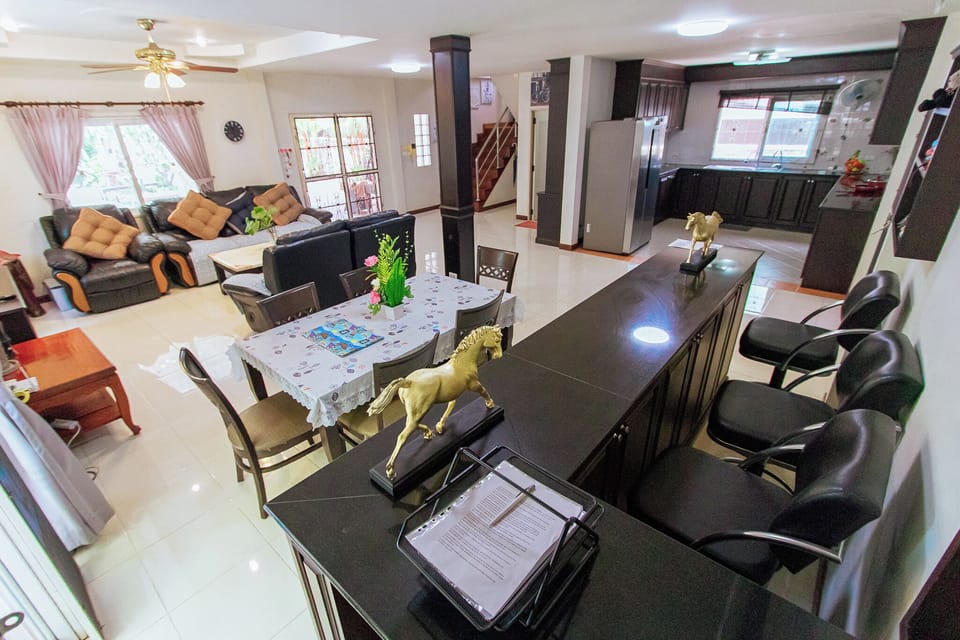 Villa, 3 Bedrooms, Smoking, Private Pool | Interior