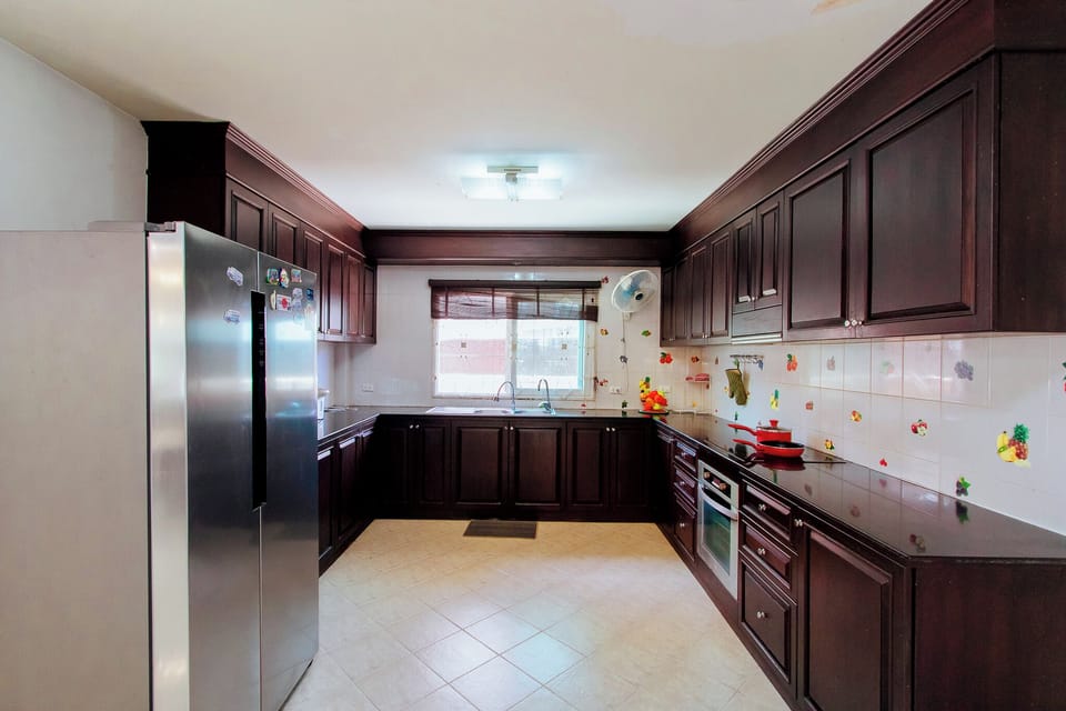 Villa, 3 Bedrooms, Smoking, Private Pool | Private kitchen | Microwave
