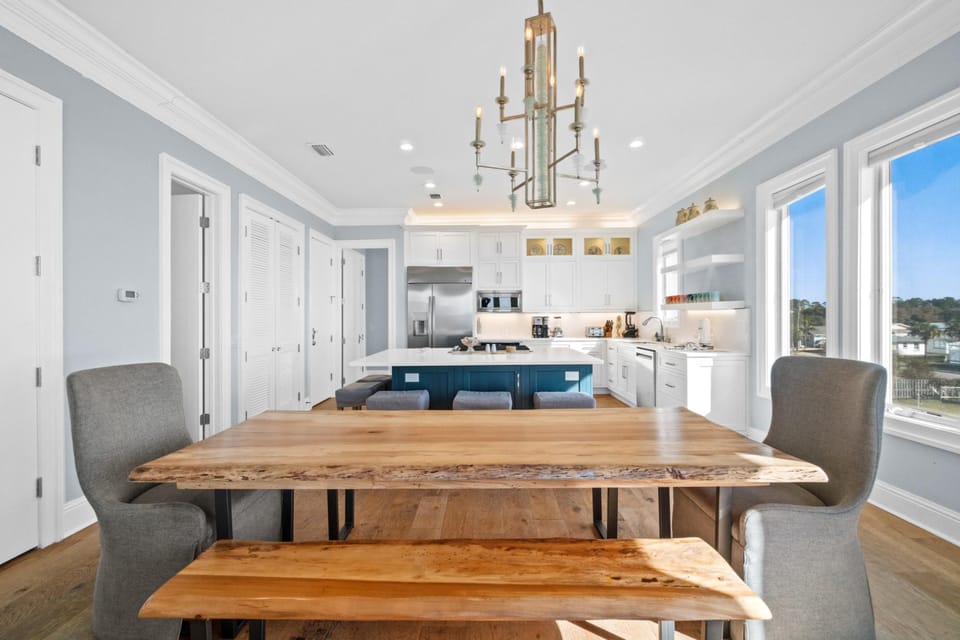 House, 5 Bedrooms, Private Pool | In-room dining