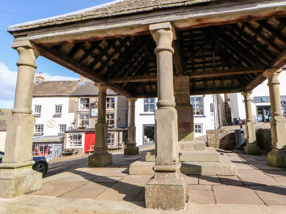 Cottage | Property grounds