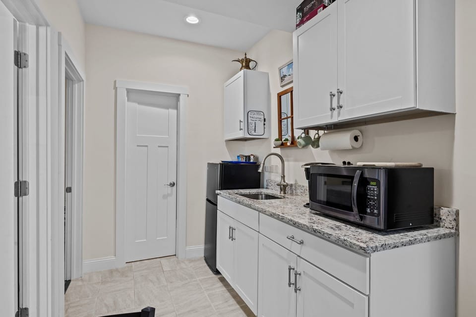 Kitchenette