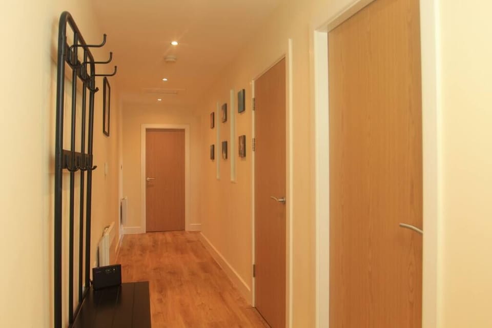 Your own entrance hall with hanging space