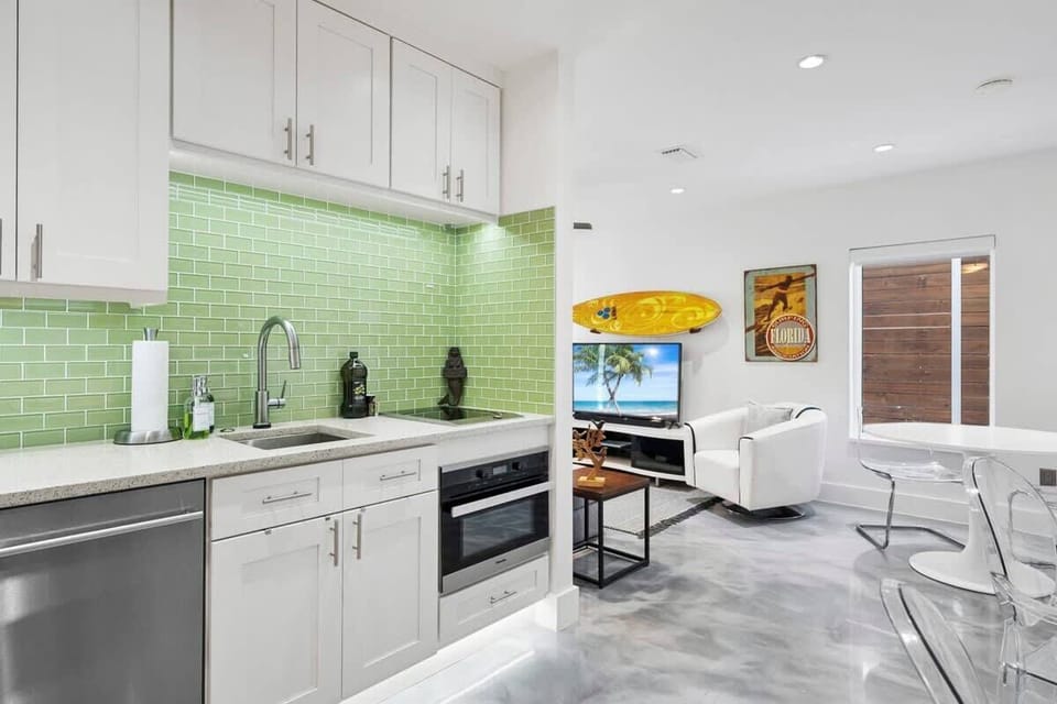 1st floor apartment with kitchen, living room, queen bedroom adjoining bathroom with walk in shower and washer/dryer.