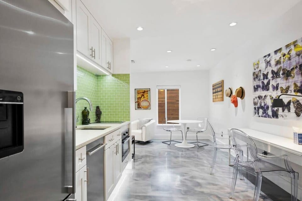 1st floor apartment with kitchen, living room, queen bedroom adjoining bathroom with walk in shower and washer/dryer.