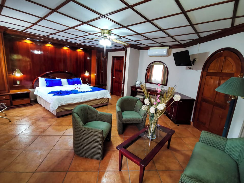 Master Suite | Terrace/patio