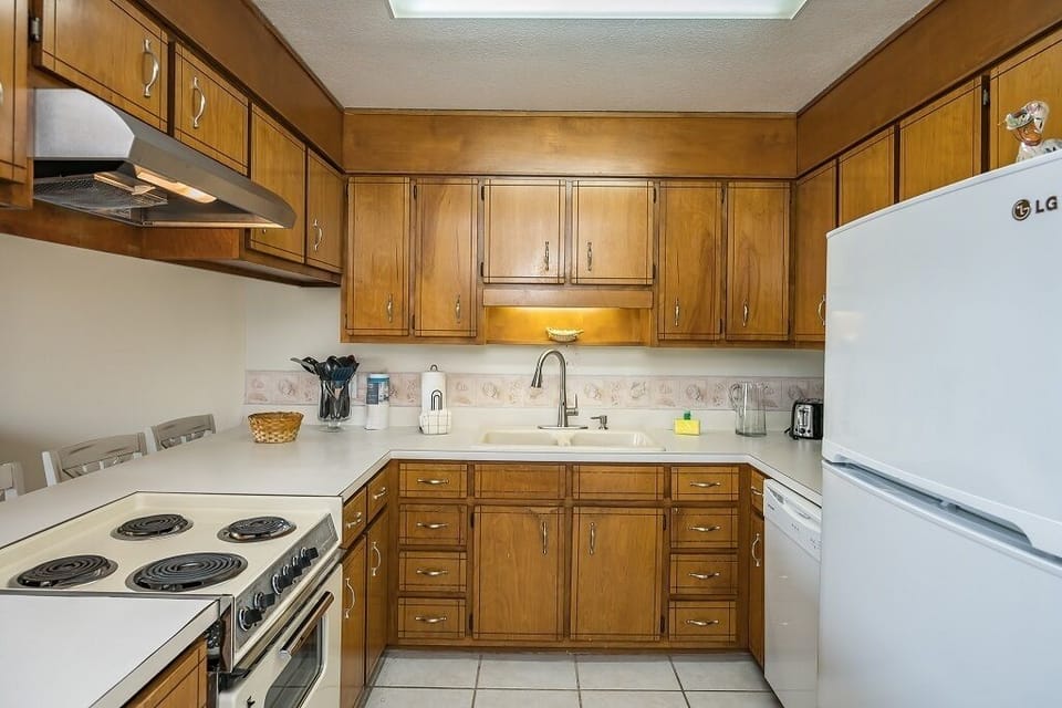 Sandy Dreams - kitchen