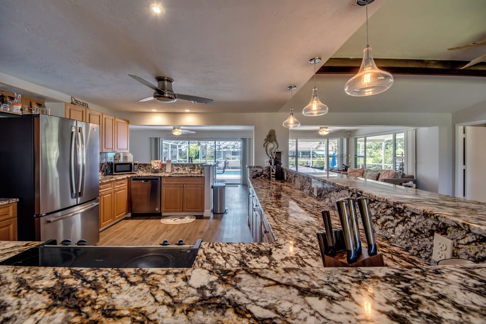 Spacious fully stocked kitchen