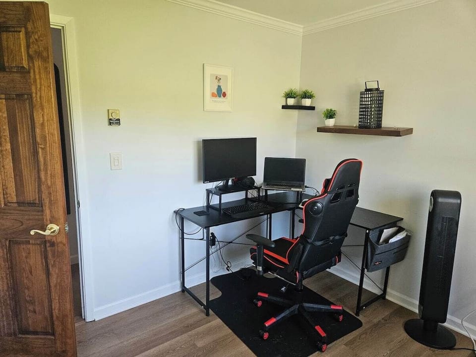 Office space with high speed internet