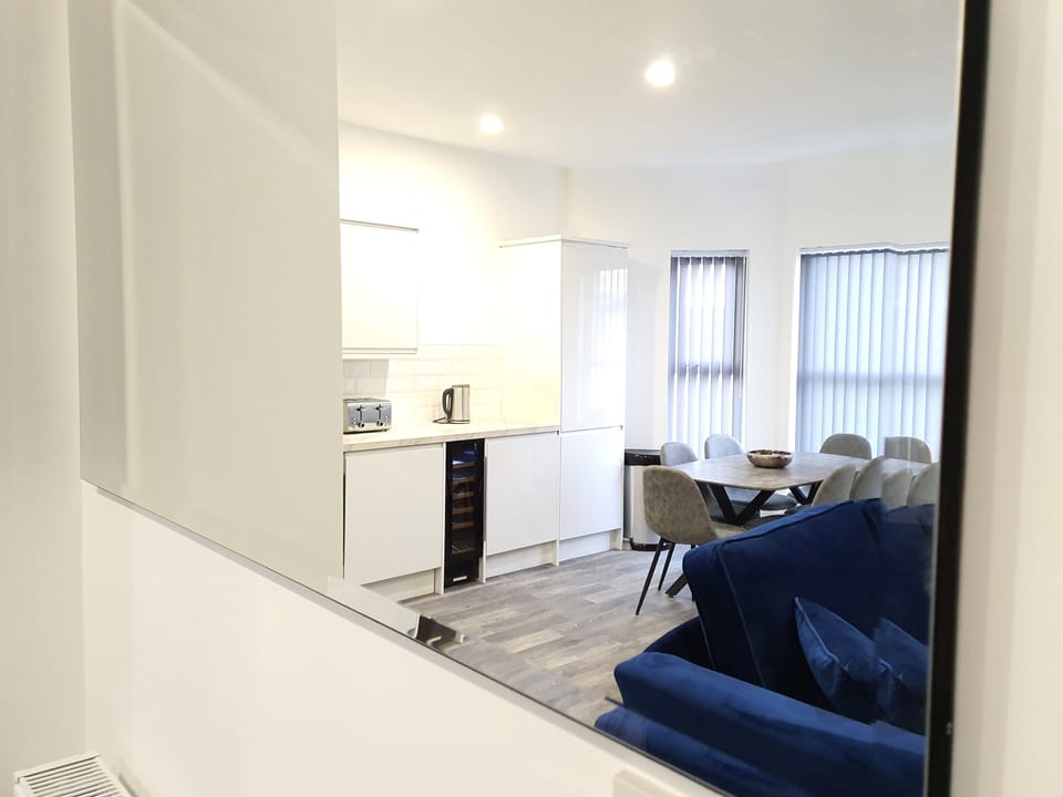 Apartment, Private Bathroom (Apartment 3) | Lounge