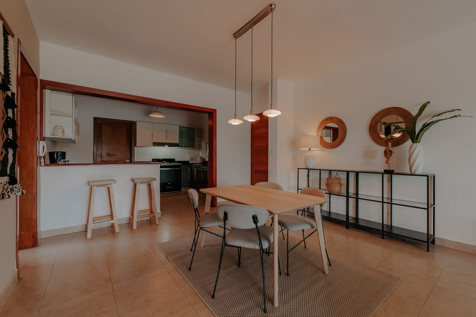 Apartment | Dining room