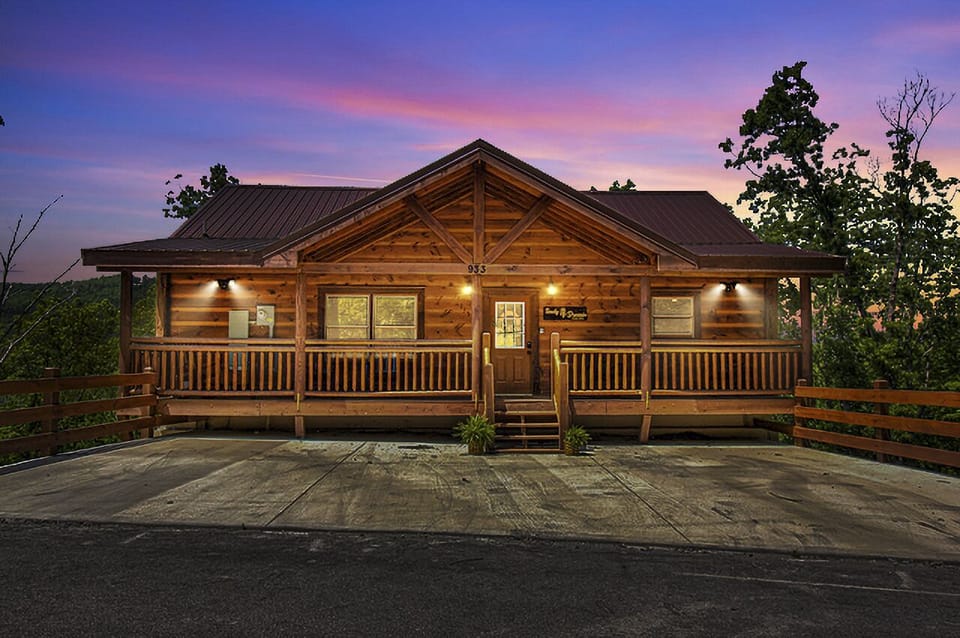 Front View of the Cabin 