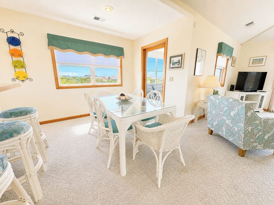 Dining Area 1 2026