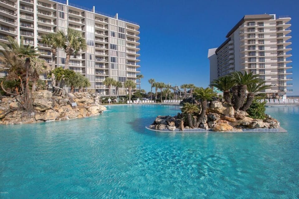Lagoon Pool