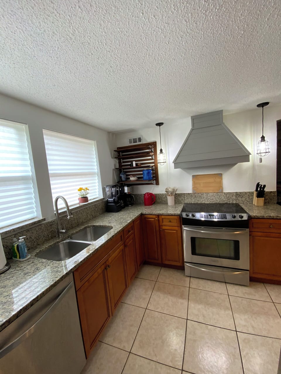 3x1 or 4x2 kitchen 