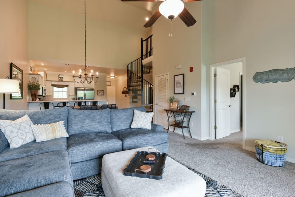 Open vaulted ceilings
