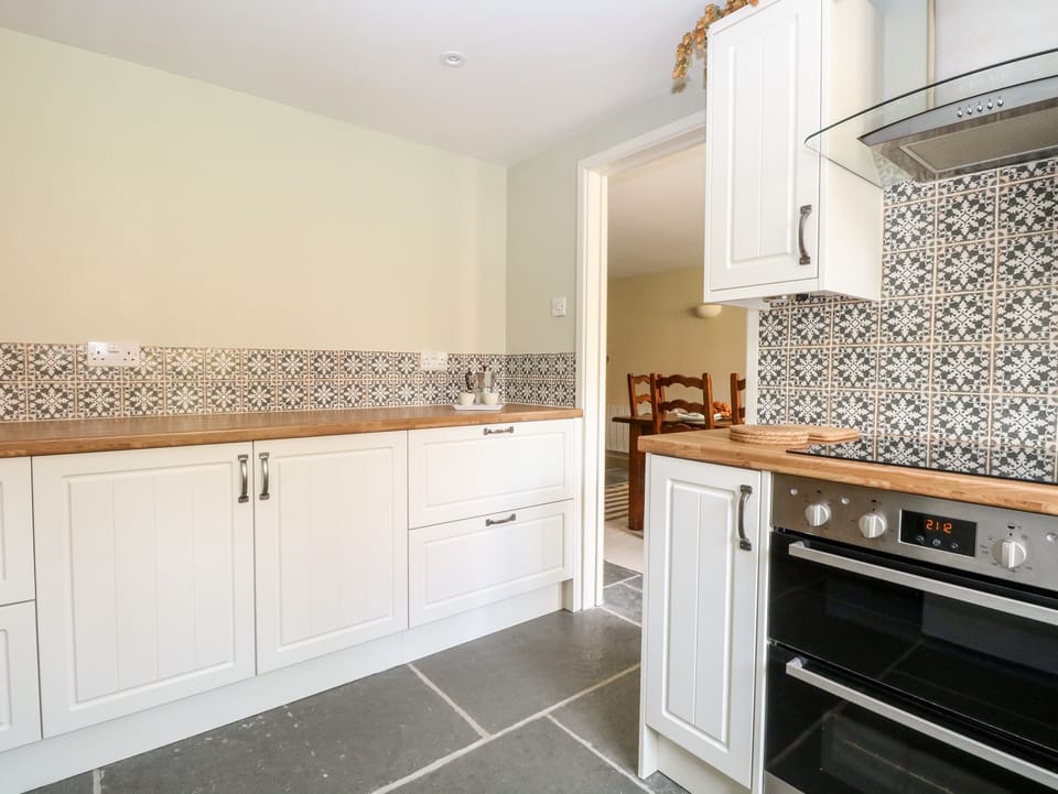 Cottage | Interior