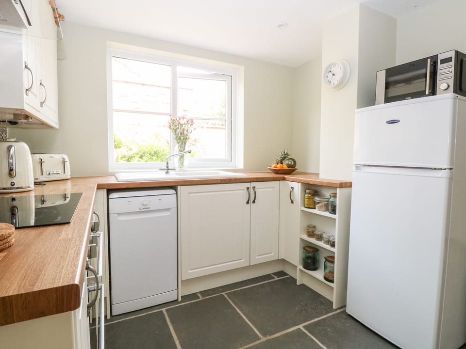Cottage | Interior