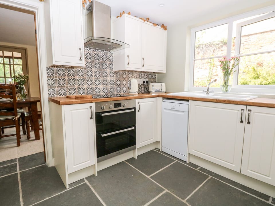 Cottage | Interior