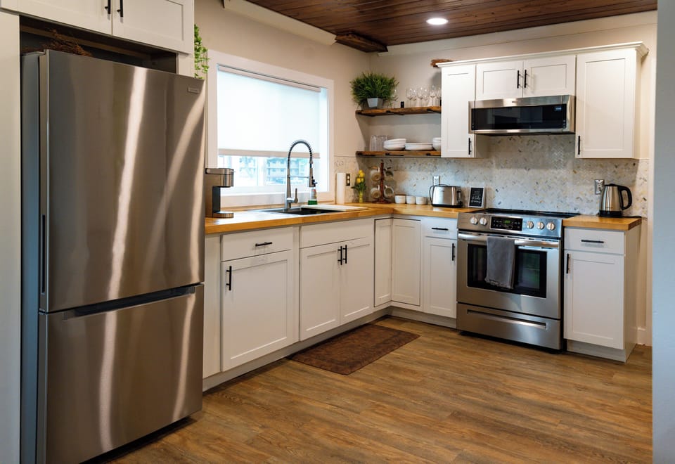 Aptb kitchen1 lr