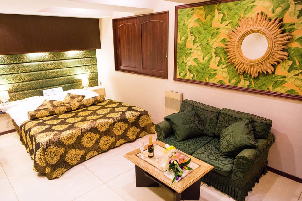 Double Room | Individually decorated, individually furnished, free WiFi, bed sheets