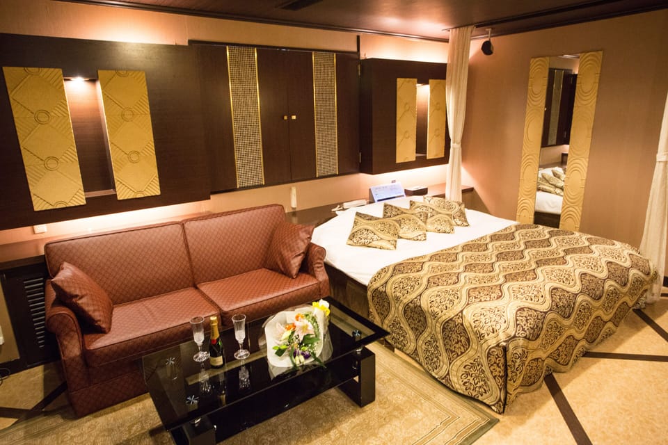 Double Room | Individually decorated, individually furnished, free WiFi, bed sheets