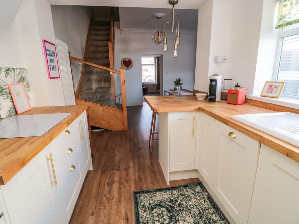 Cottage | Interior