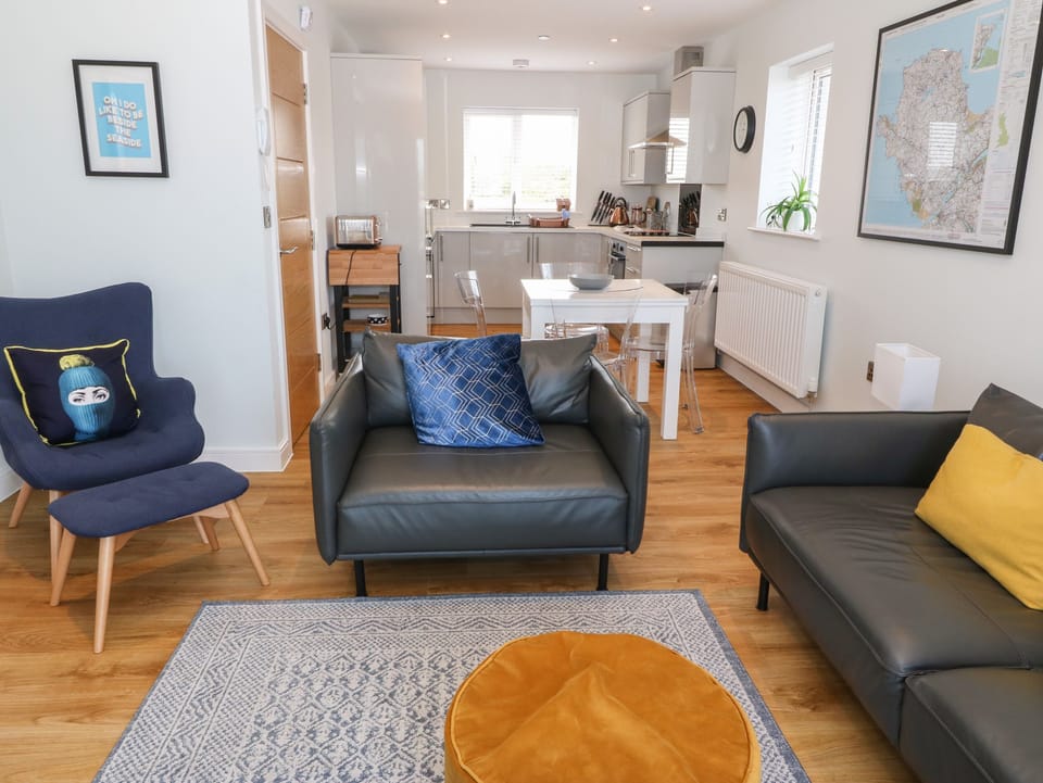 Cottage | Living room | TV