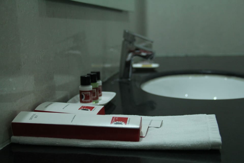 Bathroom sink