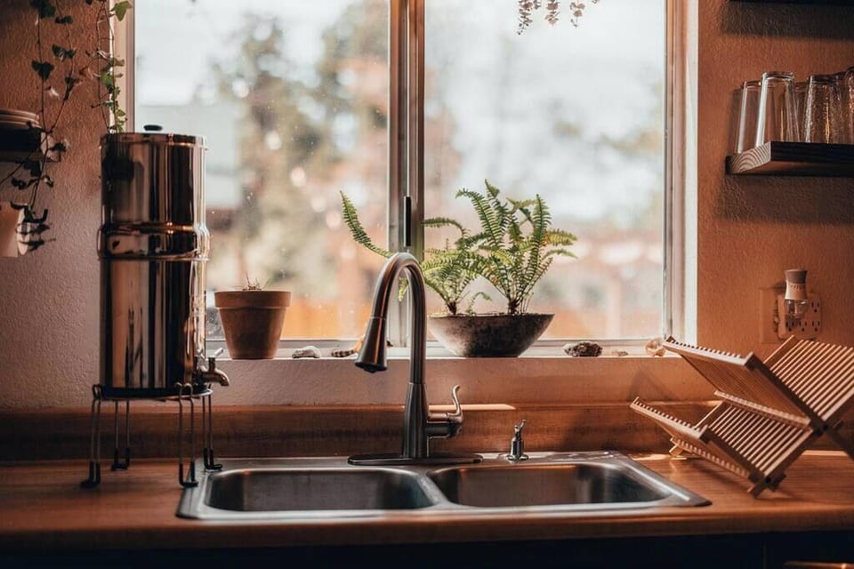 Kitchen sink 