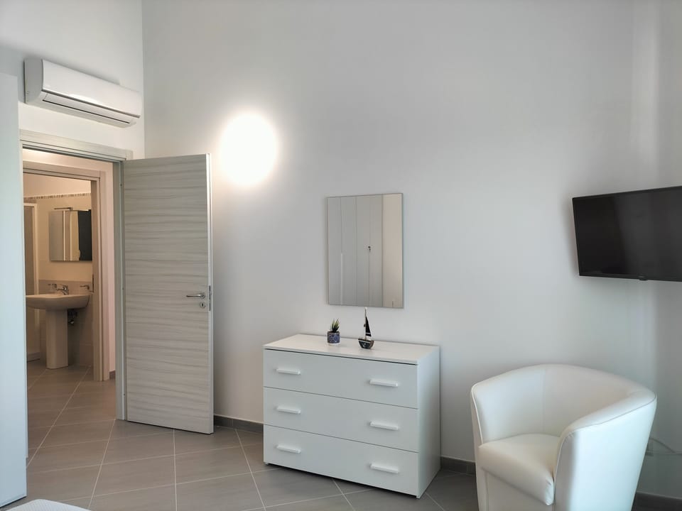 Apartment | 2 bedrooms, free WiFi, bed sheets
