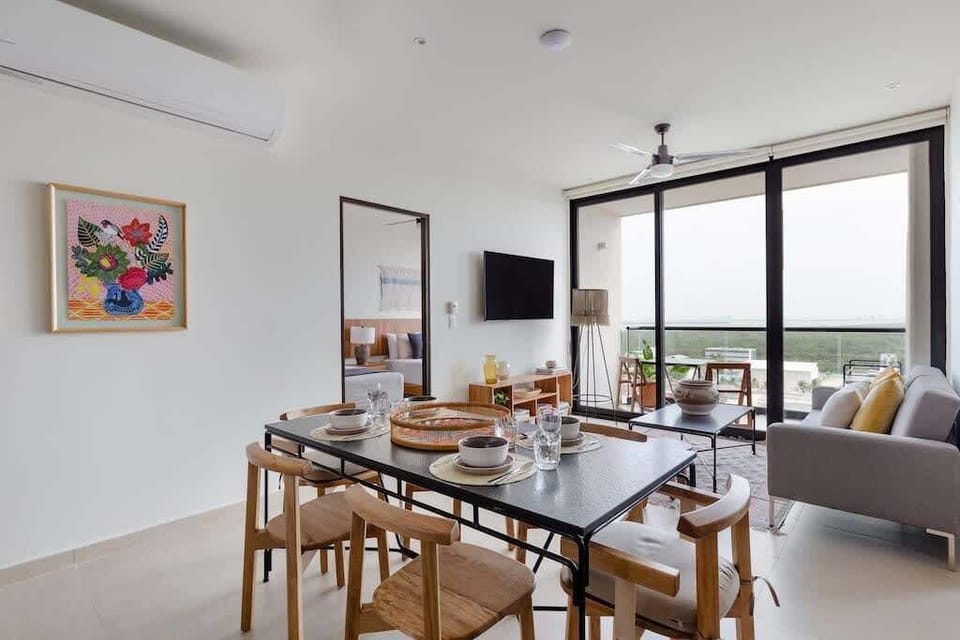 Dining room and kitchen. Living room with terrace. 