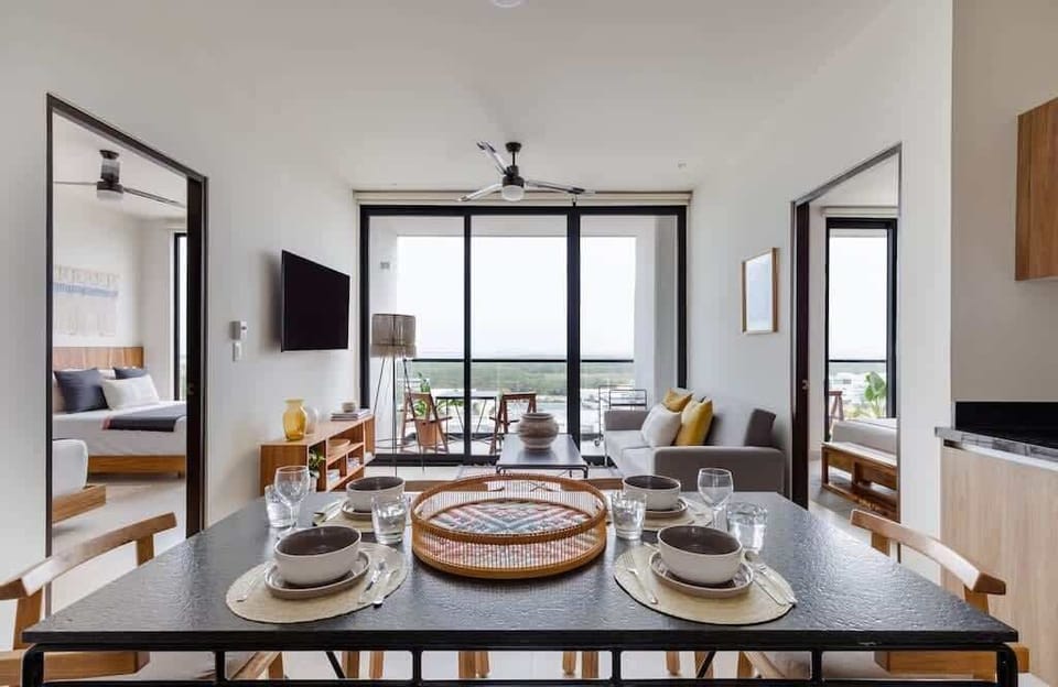 Dining room and kitchen. Living room with terrace. 