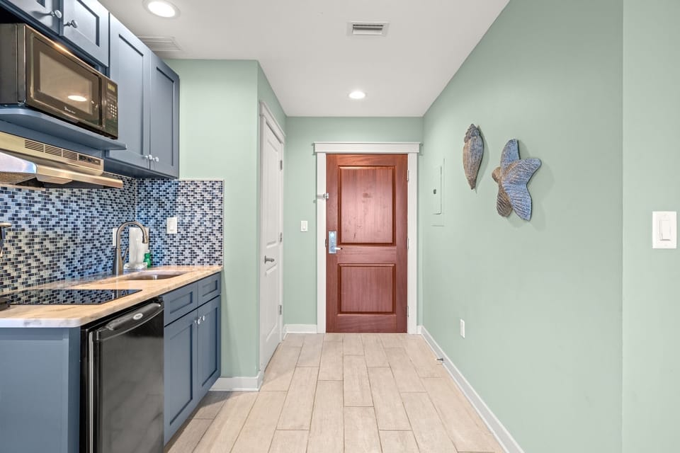 Panama City Beach Condo Unit 615 (1)