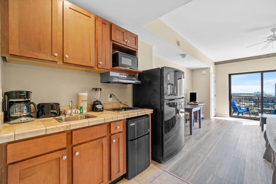 Panama City Beach Condo Unit 833 (3)