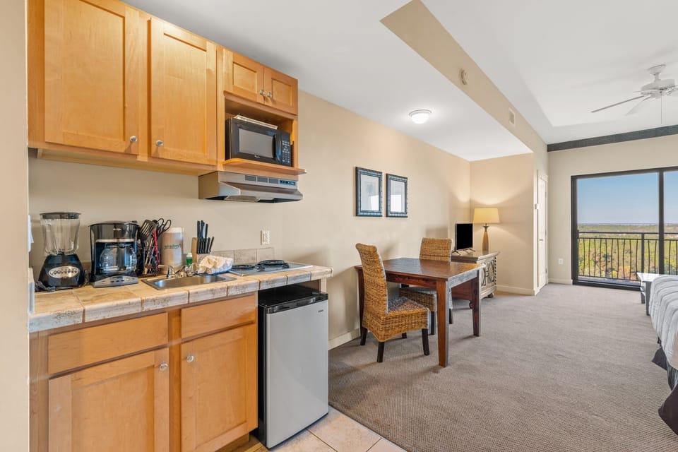 Panama City Beach Condo Unit 1023 (2)