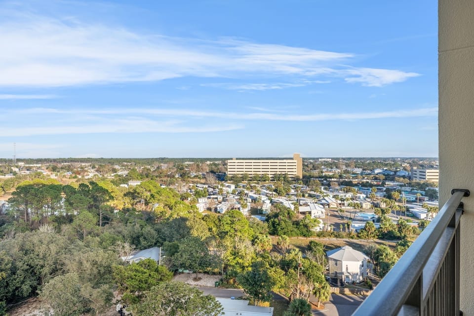 Panama City Beach Condo Unit 1023 (12)