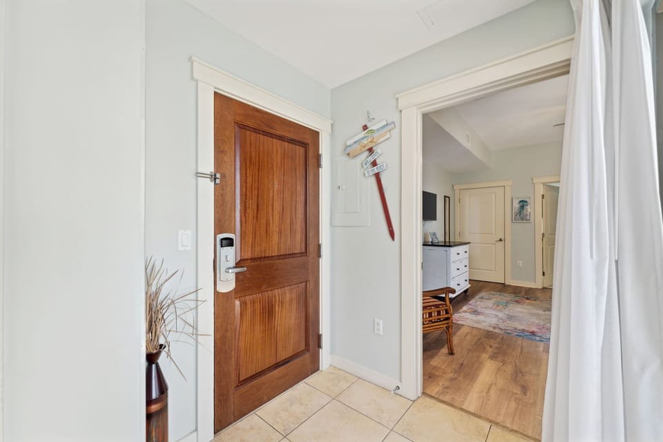 2-web-or-mls-15100-front-beach-rd-1024
