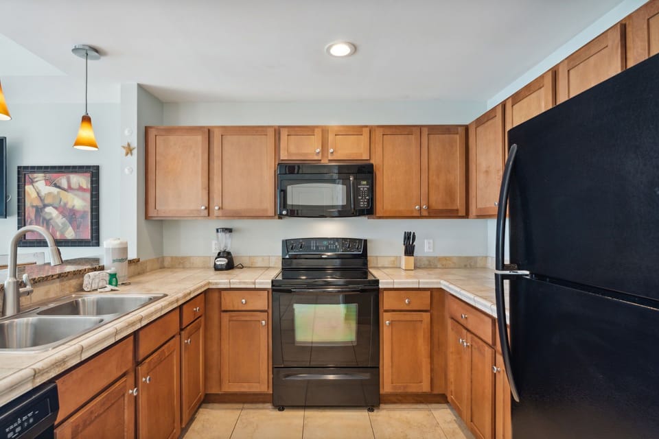 15-web-or-mls-15100-front-beach-rd-1024