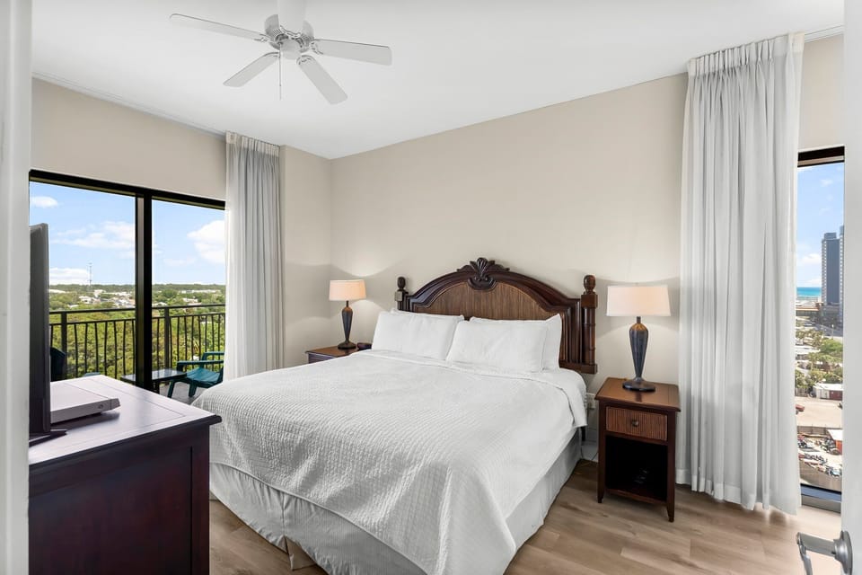 8-web-or-mls-15100 Front Beach Rd 1027-13