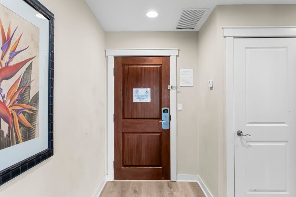1-web-or-mls-15100 Front Beach Rd 1027-1