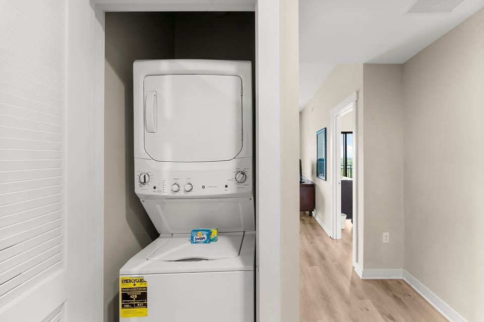 7-web-or-mls-15100 Front Beach Rd 1027-12