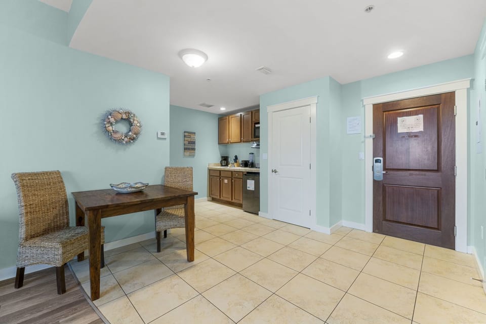 3-web-or-mls-15100-front-beach-rd-1129