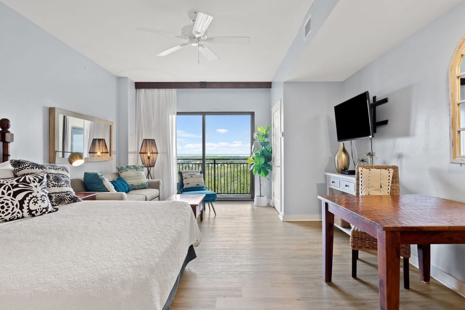 Panama City Beach Condo Unit 1315 (5)