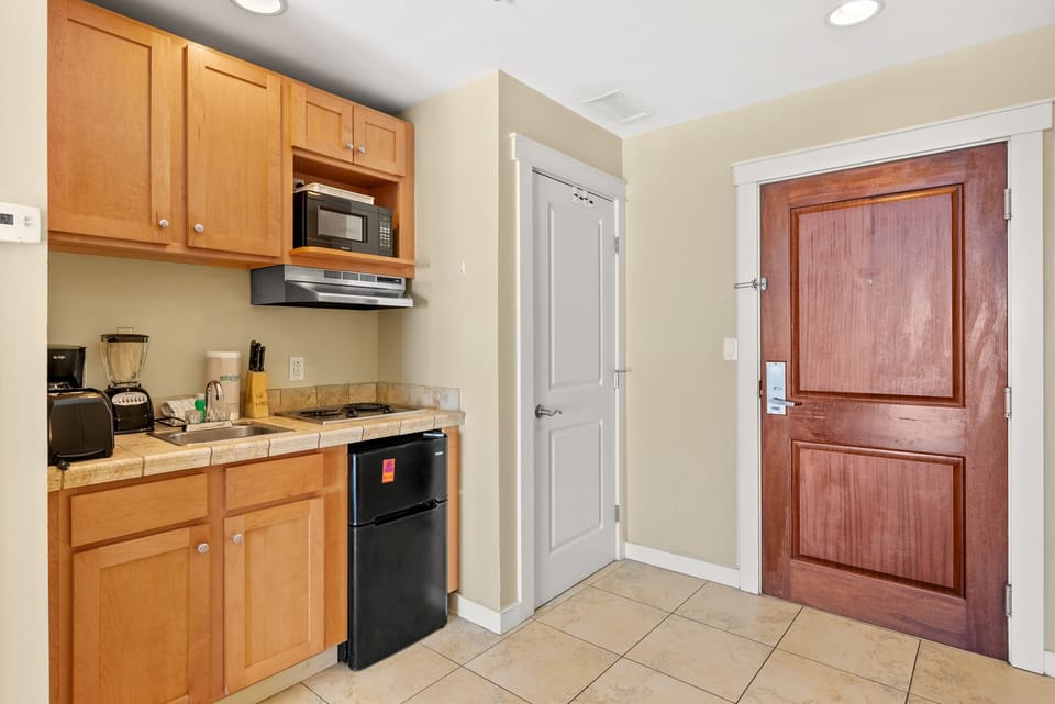 Panama City Beach Condo Unit 1320 (2)
