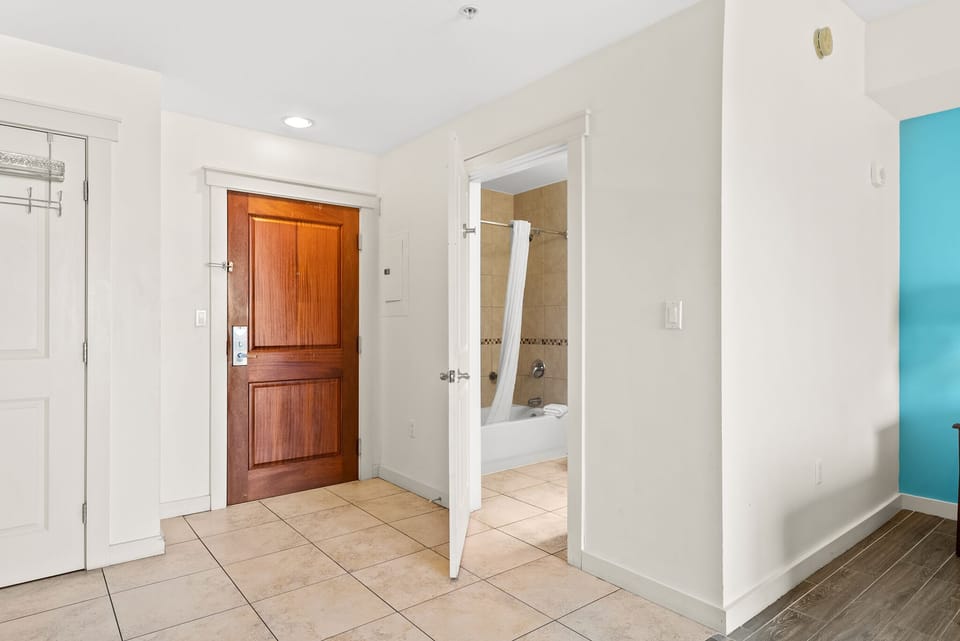 Panama City Beach Condo Unit 1329 (1)