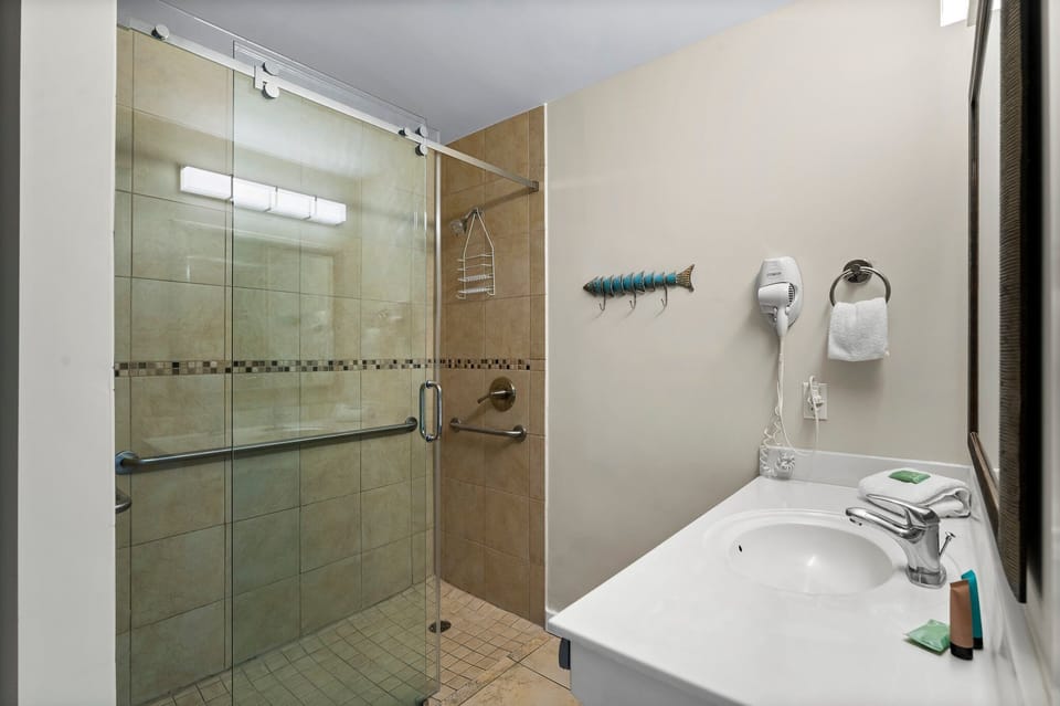 14-web-or-mls-15100-front-beach-rd-13331335