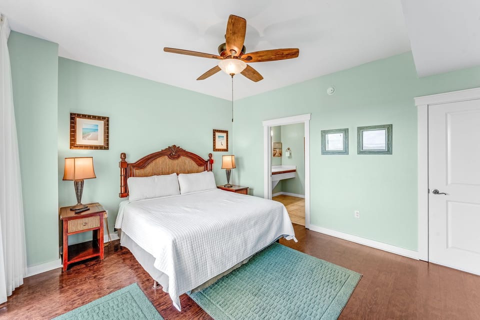 3-web-or-mls-15100-front-beach-rd-1605