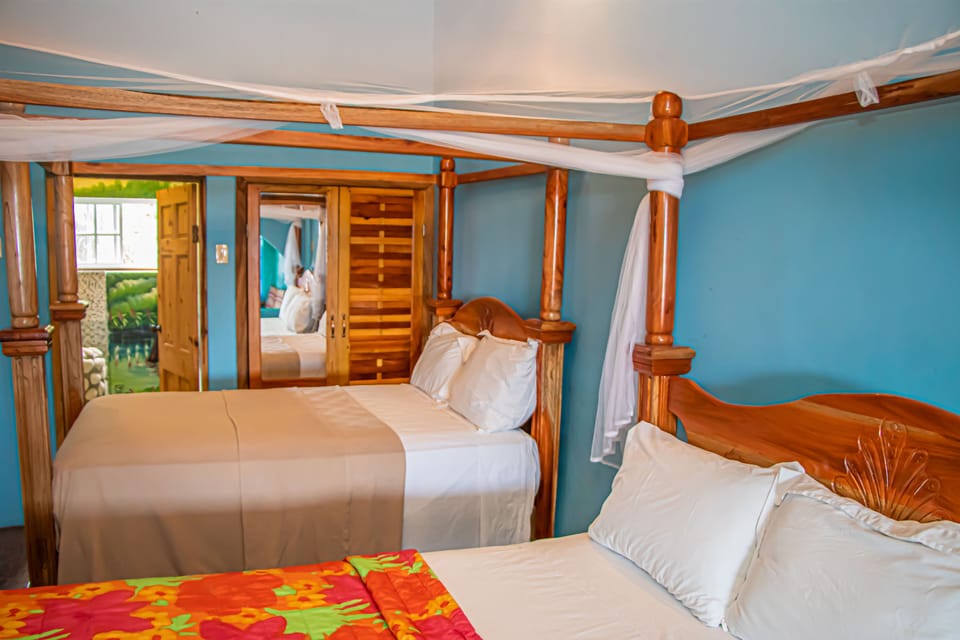 Business Room | 1 bedroom, iron/ironing board (on request), WiFi (free)