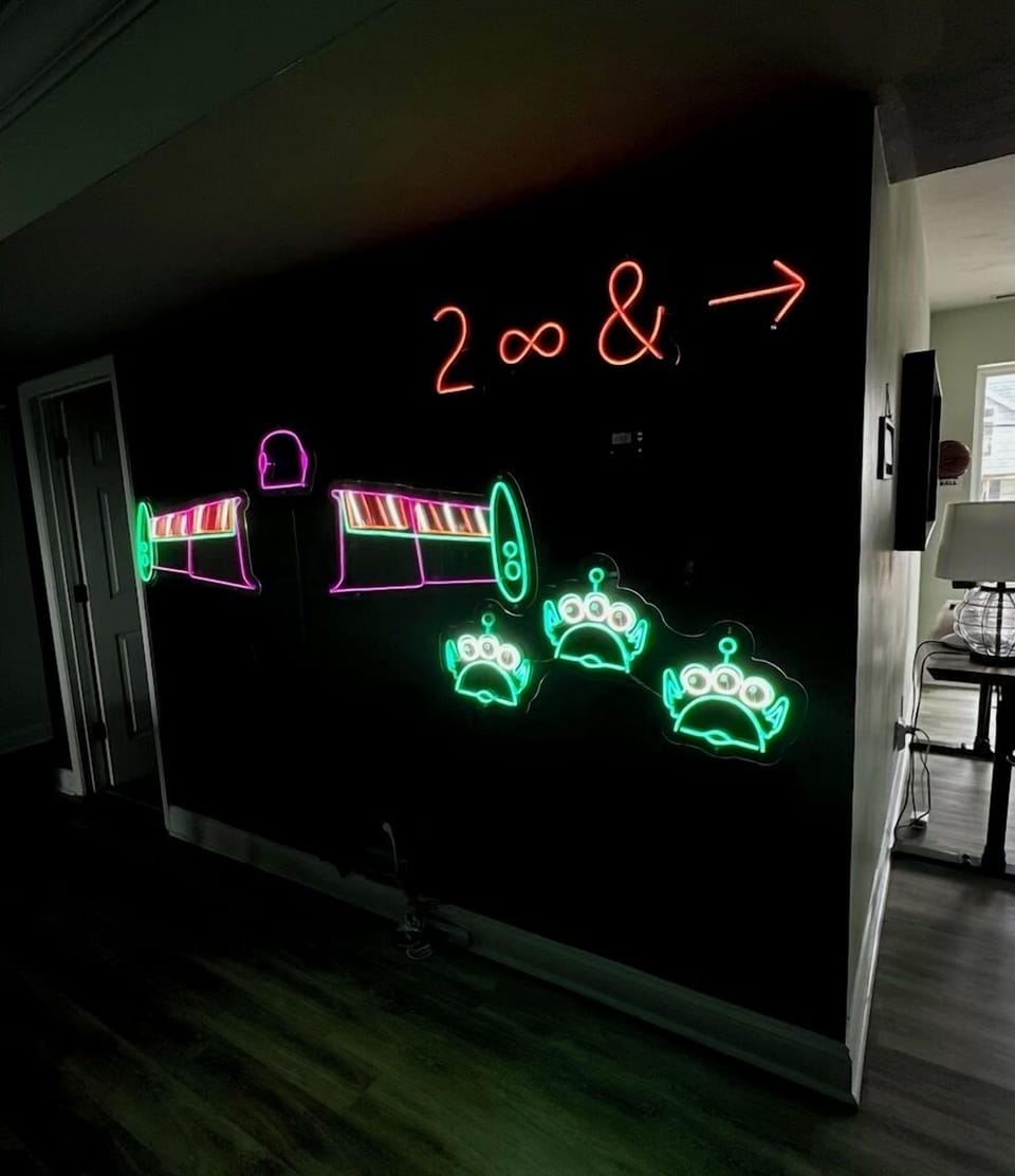 Fun Neon Wall