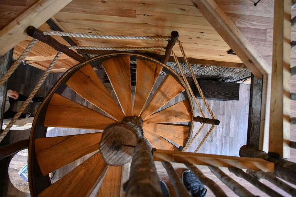 spiral staircase (1)